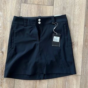 Women’s Nike golf skirt NWT